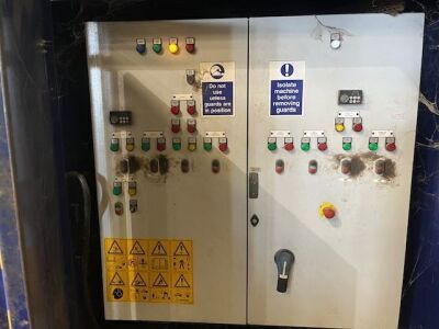 2012 MK Group 56m Long 9 Bay Picking Line c/w Welfare Cabins - 12