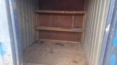 20ft x 8ft 50/50 Split Office/Store - 3