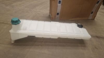 1x MAN Water Expansion Tank