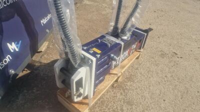 Hirox 0.8 Hydraulic Breaker - 25mm Pins - 2
