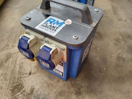 3.3 Kva Twin 16amp Step Up Transformer