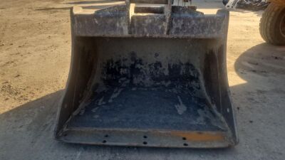 Rhinox 3ft Bucket - 60mm Pins - 4