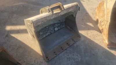 Whites 3ft Bucket - 60mm Pins