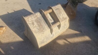 Whites 3ft Bucket - 60mm Pins - 4