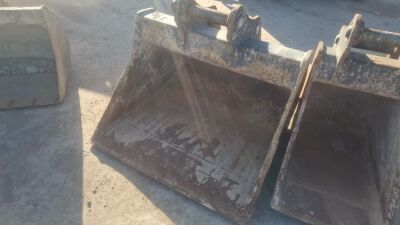 Rhinox 4ft Digging Bucket - 65mm Pins