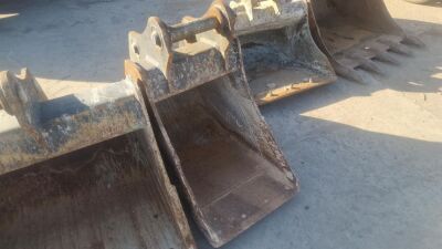Rhinox 2ft Digging Bucket - 65mm Pins