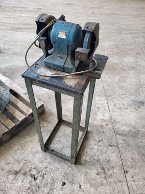 Black & Decker 6" Bench Grinder
