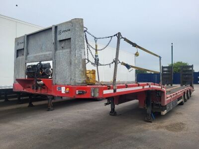 Sterling GP LTD ST440 Triaxle Low Loader