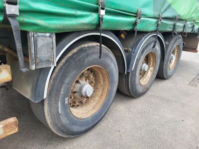 2004 SDC Triaxle Curtainside Trailer - 6