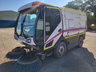 2011 Johnston CX400 Road Sweeper