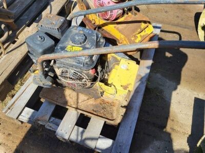 Bomag BP18/45 Petrol Wacker Plate