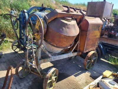 Vintage Cerment Mixer