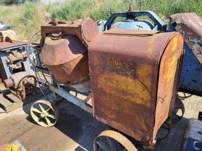 Vintage Cerment Mixer - 2