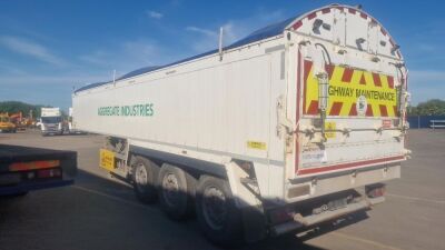 2016 Wilcox Triaxle Alloy Body Insulated Triaxle Walking Floor Trailer - 6