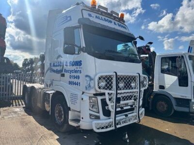 2010 Volvo 6x2 Midlift Tractor Unit