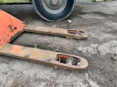 Pallet Truck - 2