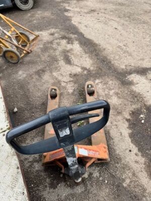 Pallet Truck - 3