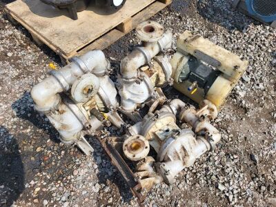 4 x Plastic Pump Pressure Outlets