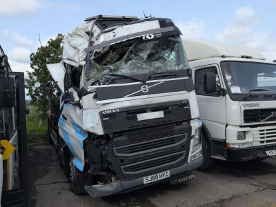 2018 Volvo FH 460 8x2 Rear Steer Crane Rigid