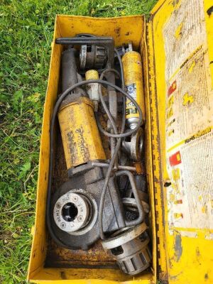 REMS 540020 Amigo 2 Pipe Threading Set with Box - 2