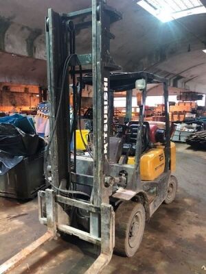 Mitsubishi FG25 Gas Fork Lift Truck - 3