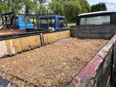 1974 Bedford TK 330 Dropside Flat - 5
