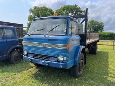 Ford 4 x 2 Flatbed Lorry