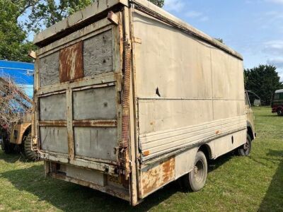1971 Ford 4 x 2 Box Lorry - 4
