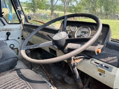1971 Ford 4 x 2 Box Lorry - 8