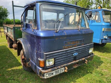 Ford 4x2 T Dropside Tipper
