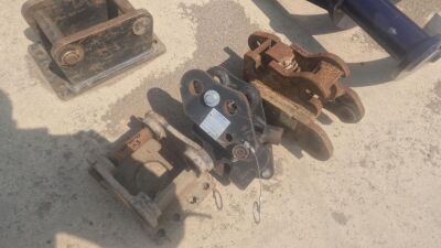 2 x Mini Digger Manual Quick Hitch's - 3
