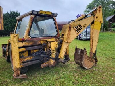 Jcb 3C 11 Starts and Drives - 4