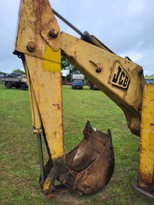 Jcb 3C 11 Starts and Drives - 8