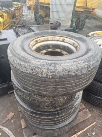 4x Steel Wheels & Tyres
