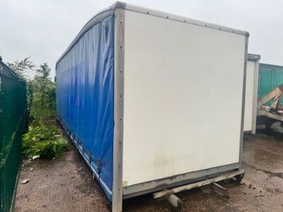 Curtainside Body