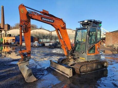 2020 Doosan DX62R-3 Excavator