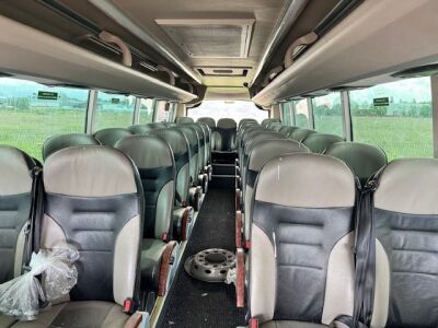 2011 King Long XMQ6800 31 Seat Midi Coach - 6