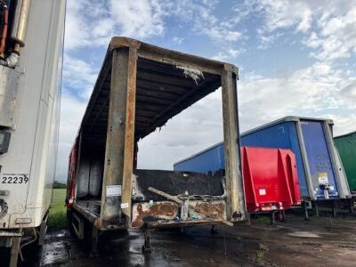Montracon Tri Axle Curtainside Trailer