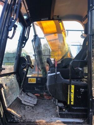 2019 JCB JS130LC+4F Excavator - 16