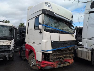 2019 DAF XF530 6x2 Midlift Tractor Unit
