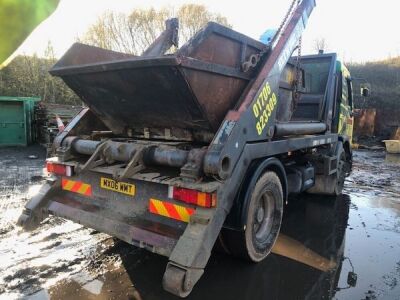 2006 Renault 4x2 Telescopic Skip Loader - 3