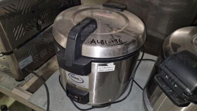 240v Tiger Electric Rice Cooker/Warmer