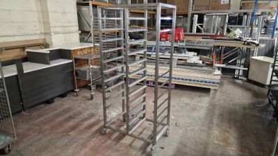 Mobile Stainless Steel Tray Rack