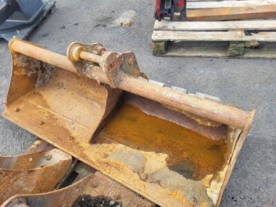 Strickland 4ft Ditching Bucket 30mm pins