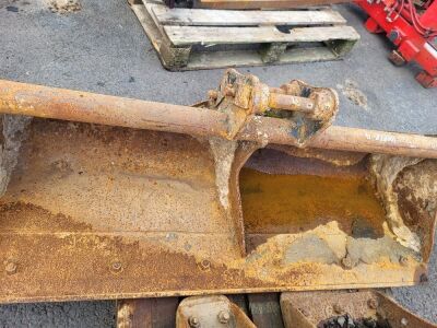 Strickland 4ft Ditching Bucket 30mm pins - 2