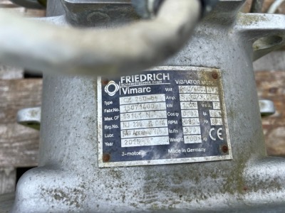2x 1.2Kw Friedreich Vibrating Electric Motors   - 3