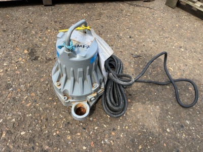 Flight 3085.183 Submersible Pump  - 4