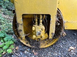 Bomag 120AD-2 Twin Drum Roller - 11