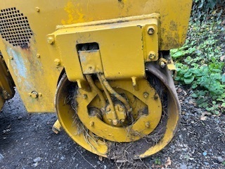 Bomag 120AD-2 Twin Drum Roller - 13