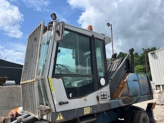 2006 Fuchs MHL 320 Waste Handler  - 11